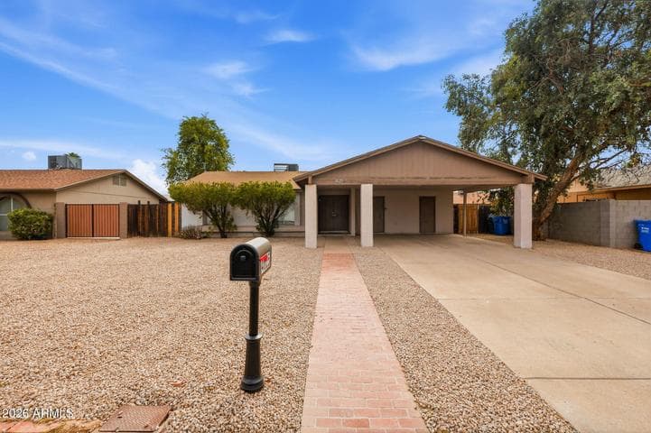 4625 N 75th Lane, Phoenix, AZ