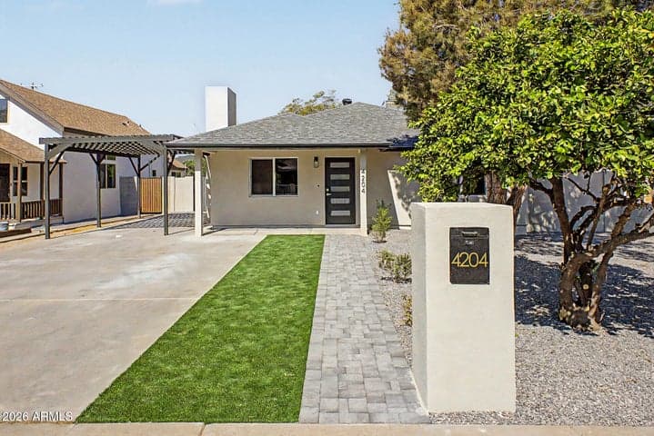 4204 N 19TH Street, Phoenix, AZ