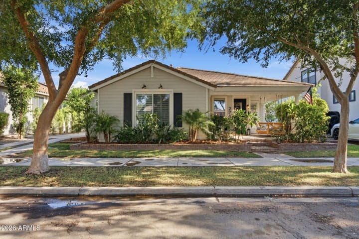 2709 E TAMARISK Street, Gilbert, AZ
