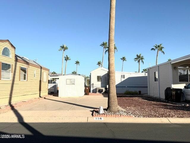 114 KAOLINE Drive, Apache Junction, AZ