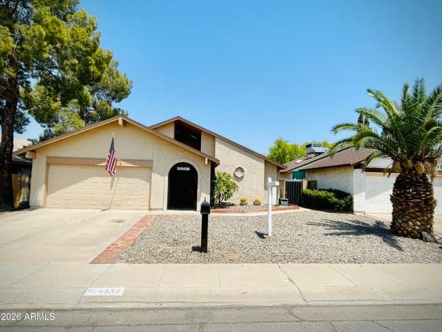 4332 W Morrow Drive, Glendale, AZ