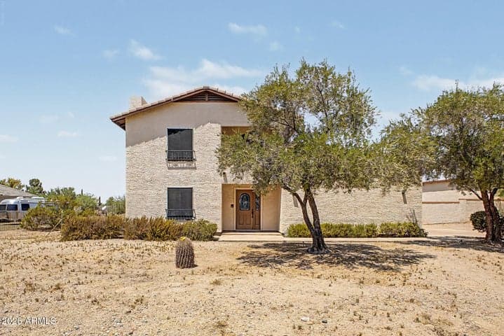 8230 E MCDOWELL Road, Mesa, AZ