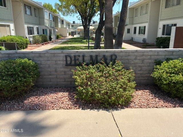 2573 W BERRIDGE Lane #D205, Phoenix, AZ