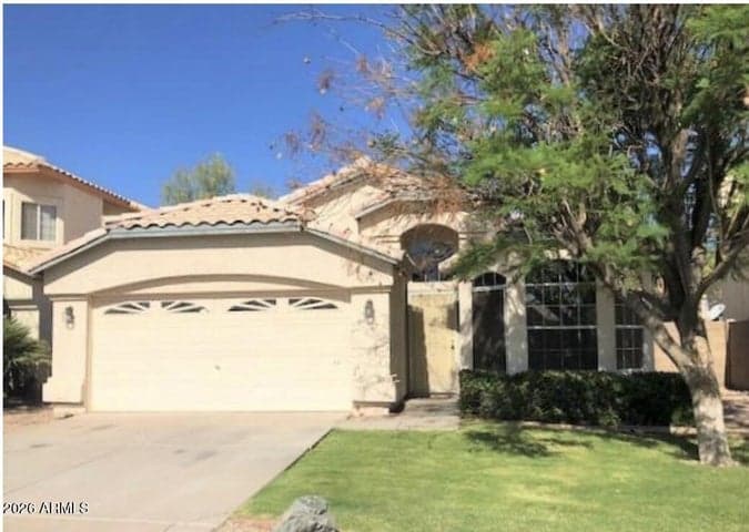 150 S Cobblestone Drive, Gilbert, AZ