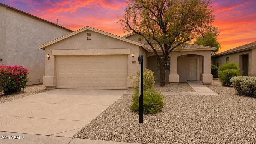 1055 E DESERT MOON Trail, Queen Creek, AZ