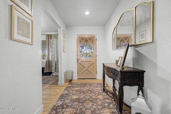 399 N APACHE Drive, Chandler, AZ