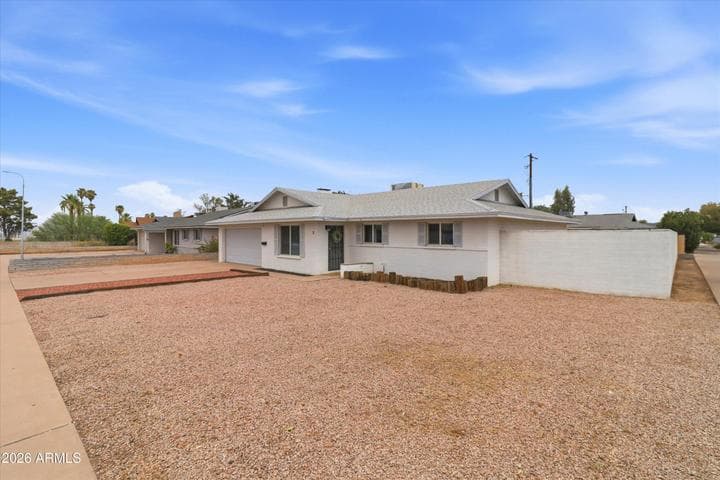 2 W FAIRMONT Drive, Tempe, AZ
