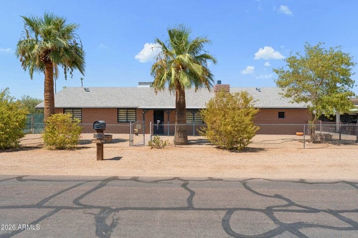 13202 W OCOTILLO Road, Glendale, AZ