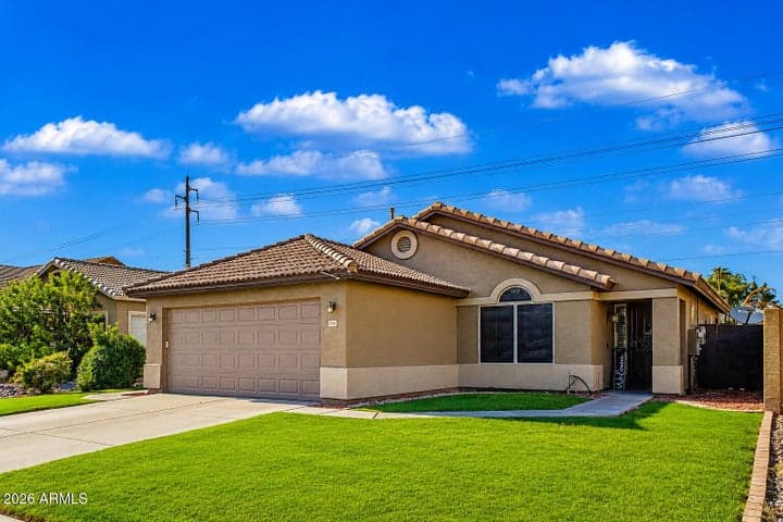194 W SHANNON Street, Gilbert, AZ