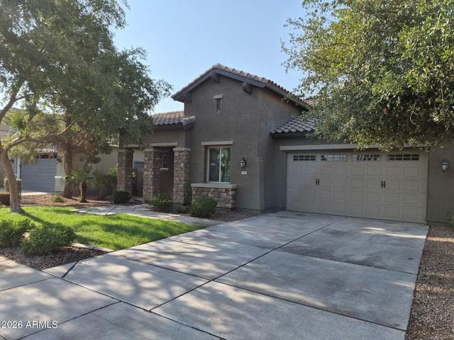 2543 E Penedes Drive, Gilbert, AZ