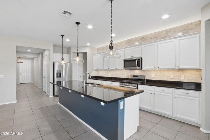 17766 W GRANITE VIEW Drive, Goodyear, AZ
