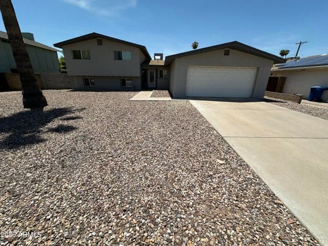 943 E MANHATTON Drive, Tempe, AZ