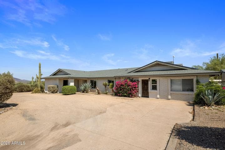 6914 E Highland. Road, Cave Creek, AZ