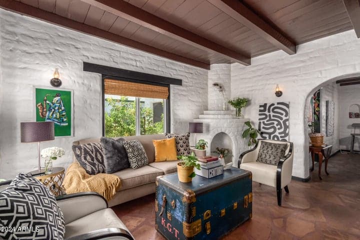 2512 N 12TH Street, Phoenix, AZ