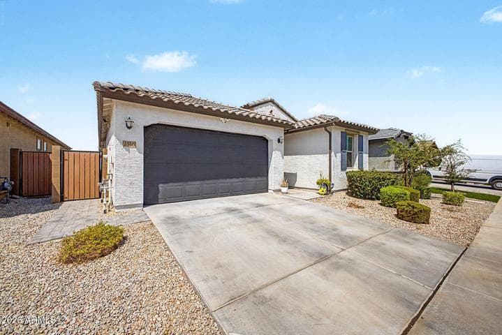 2516 W HIDALGO Avenue, Phoenix, AZ