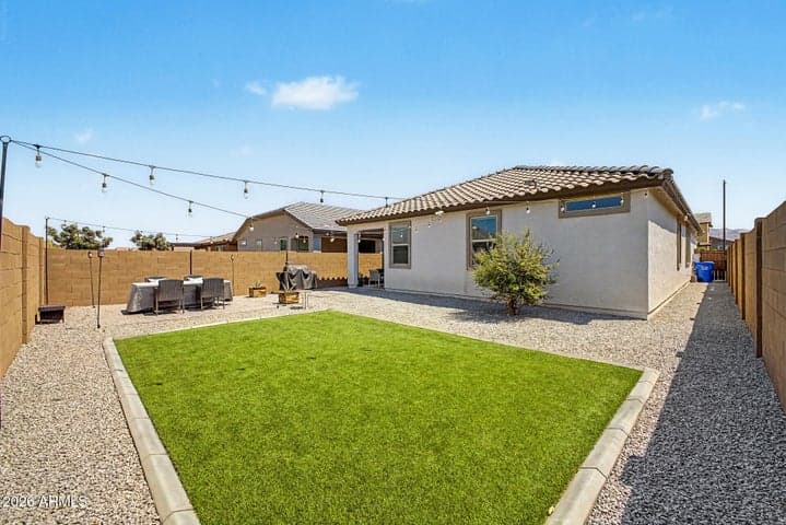 2516 W HIDALGO Avenue, Phoenix, AZ