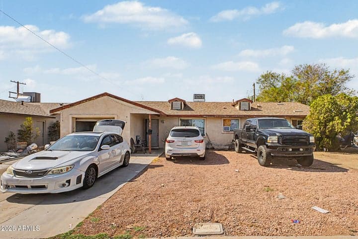 6014 W PINCHOT Avenue, Phoenix, AZ
