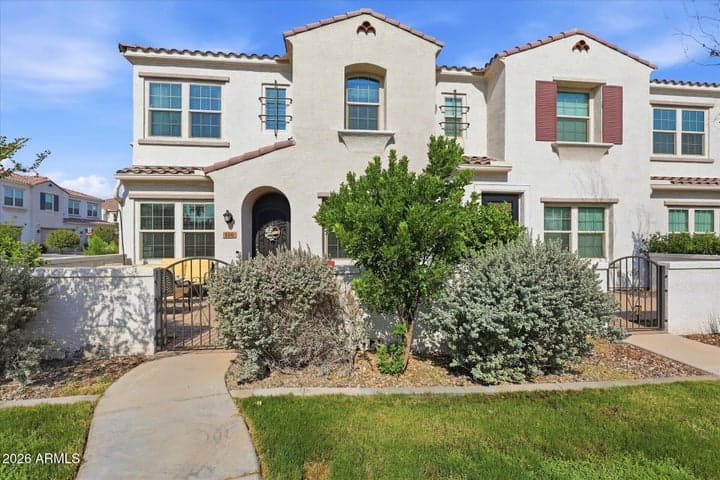 4077 S SABRINA Drive #106, Chandler, AZ