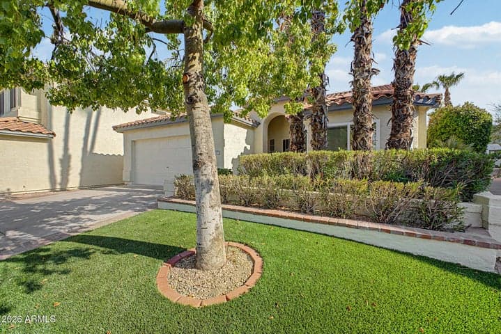 5027 E VAUGHN Drive, Phoenix, AZ