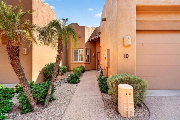 6540 E REDMONT Drive #10, Mesa, AZ