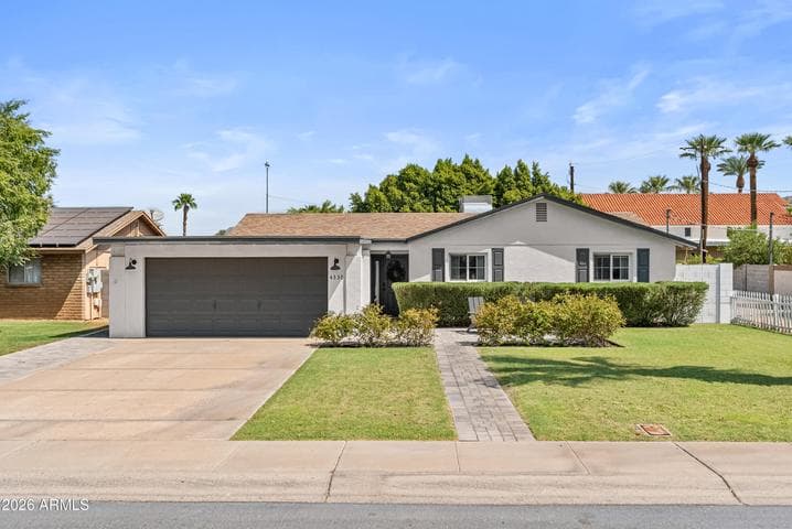 4330 E DEVONSHIRE Avenue, Phoenix, AZ