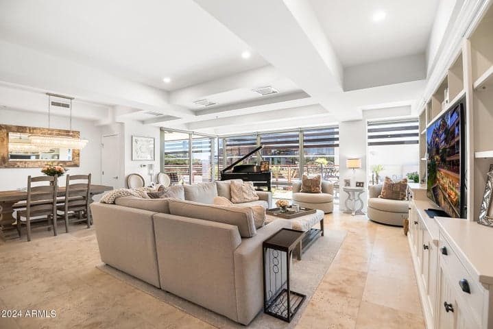 7117 E RANCHO VISTA Drive #4011, Scottsdale, AZ