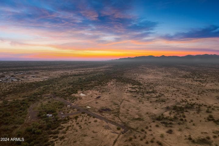 0 W MCARTHUR Road #-, Wittmann, AZ