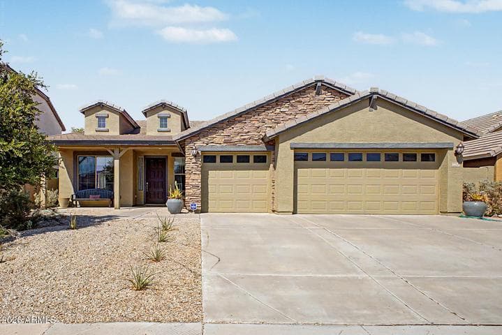 18172 W BUCKHORN Drive, Goodyear, AZ