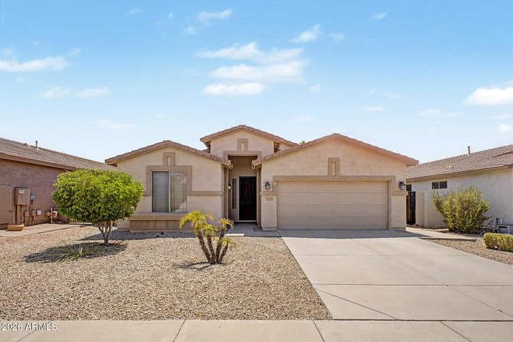 1819 W Nighthawk Way, Phoenix, AZ