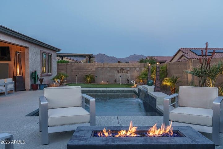 18011 W REDWOOD Lane, Goodyear, AZ