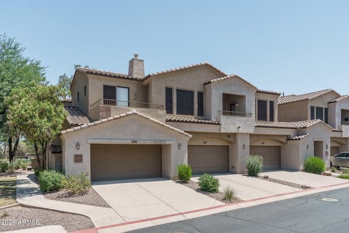 3131 E LEGACY Drive #2060, Phoenix, AZ