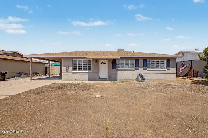 1114 E RUTH Avenue, Phoenix, AZ