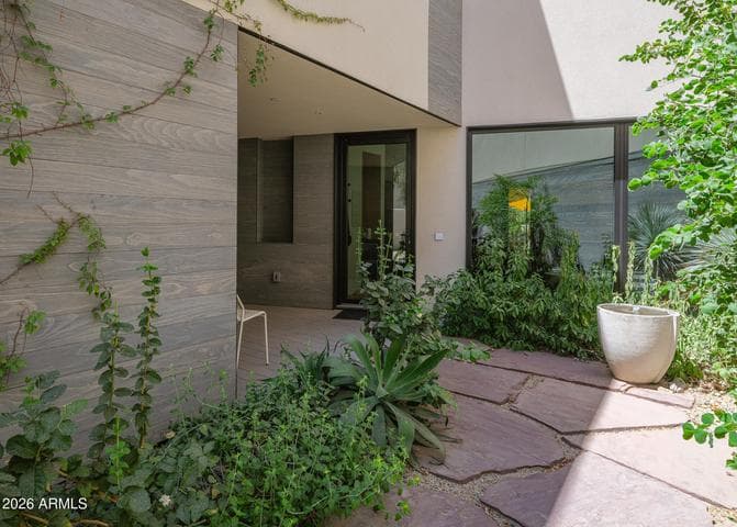 1740 E OCOTILLO Road #1, Phoenix, AZ