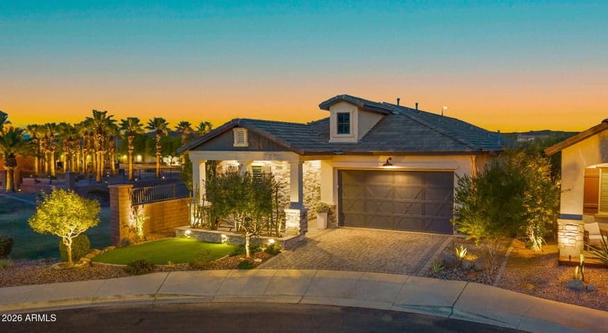 851 E DEER CREEK Road, Phoenix, AZ