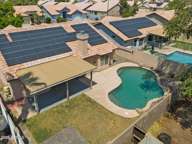 325 S GOLDEN KEY Drive, Gilbert, AZ