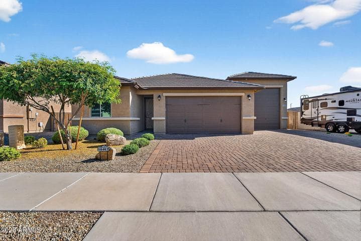 18467 W CARLOTA Lane, Surprise, AZ