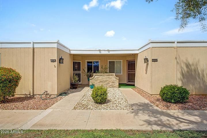 10963 W COGGINS Drive, Sun City, AZ