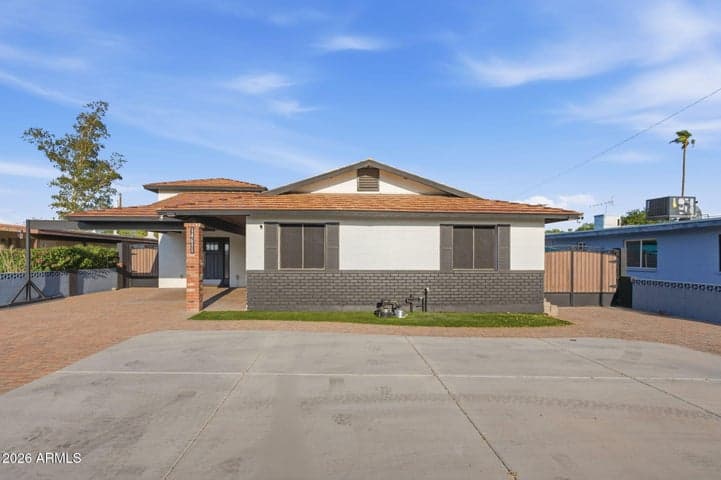 14611 N 31ST Avenue, Phoenix, AZ