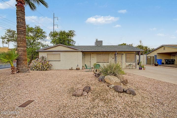 1202 E BECKER Lane, Phoenix, AZ