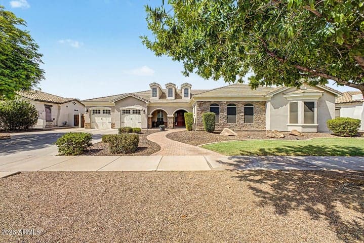 20114 E SONOQUI Boulevard, Queen Creek, AZ