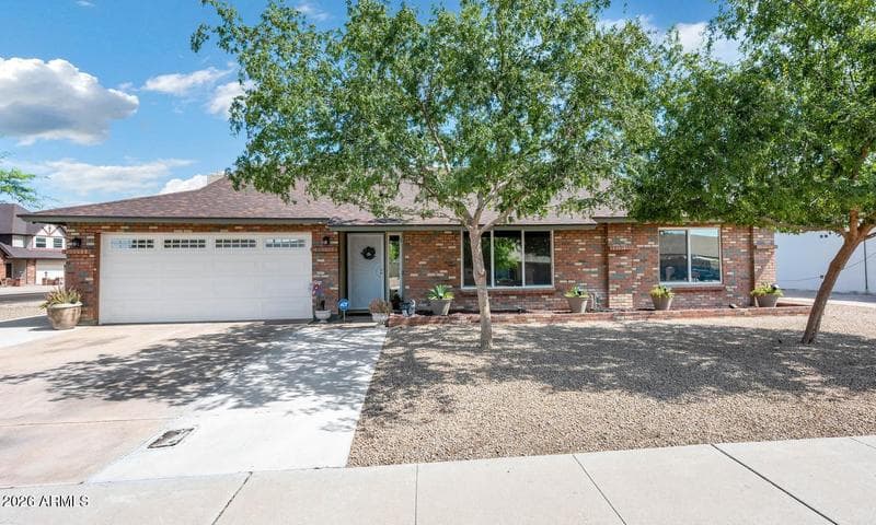 6038 W DESERT HILLS Drive, Glendale, AZ