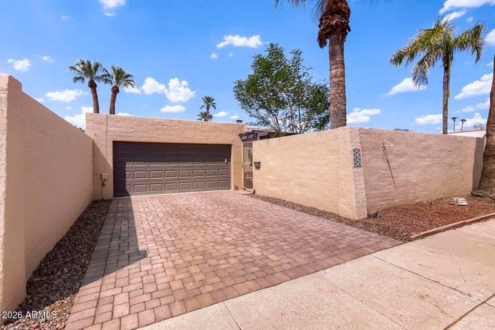 2022 E BALBOA Drive, Tempe, AZ