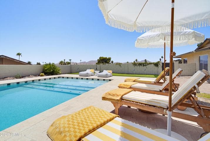 2810 E Joan D'Arc Avenue, Phoenix, AZ