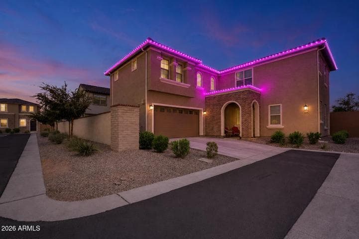 669 S SANDERS Drive, Gilbert, AZ