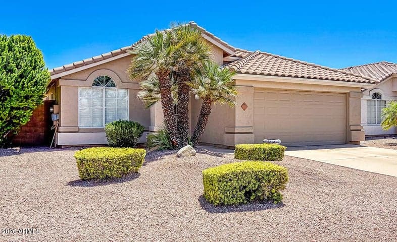 739 W DOUGLAS Avenue, Gilbert, AZ