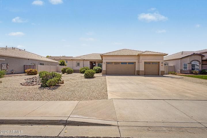 59 E HOPKINS Road, Gilbert, AZ