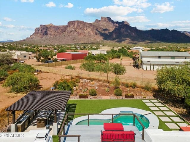 651 N VAL VISTA Road, Apache Junction, AZ