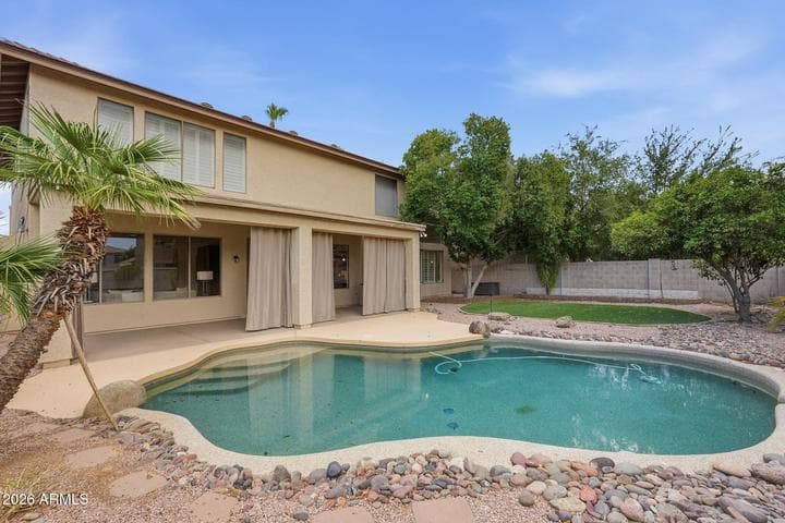 840 N BULLMOOSE Drive, Chandler, AZ