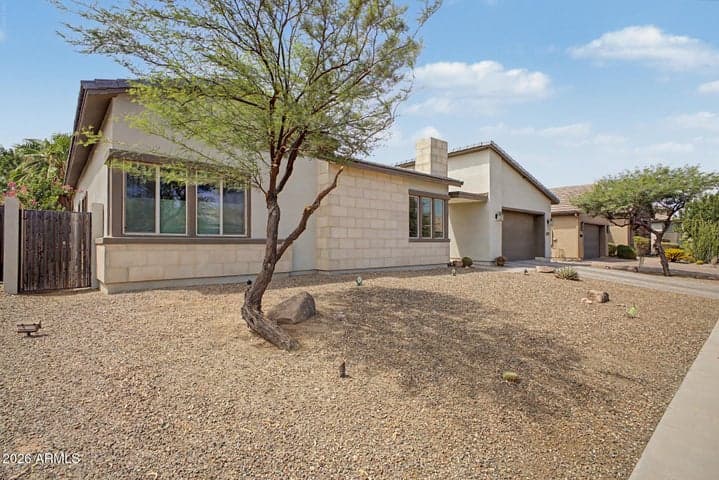 3671 E AQUARIUS Place, Chandler, AZ