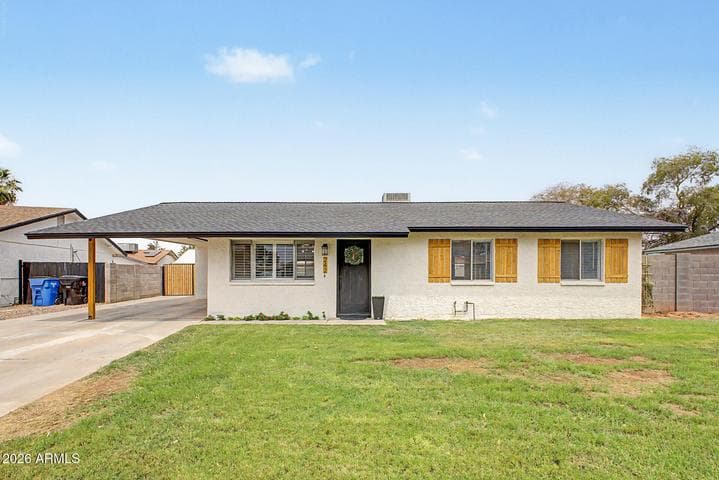 242 E HEATHER Avenue, Gilbert, AZ